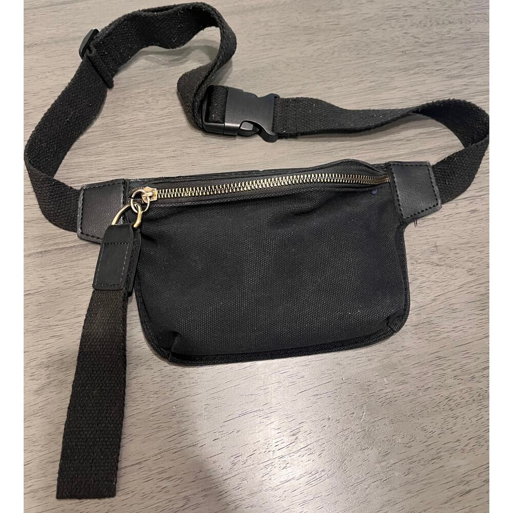Women's Black Fanny Pack